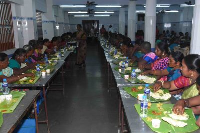 SHG-members-having-a-meal-scaled