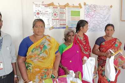 Distribution-of-Food-packages-12